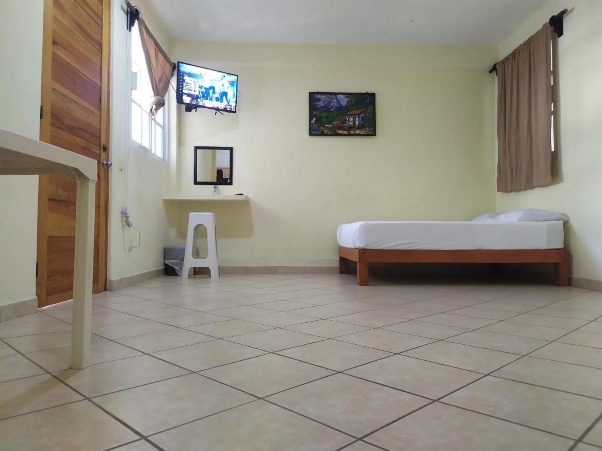 Habitaciones Del Centro Zihuatanejo Gro Eksteriør bilde